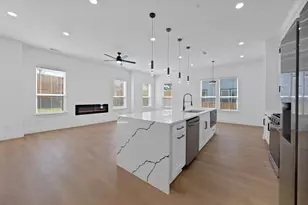 302 E 7th St, Dallas, TX 75203 - Photo 18