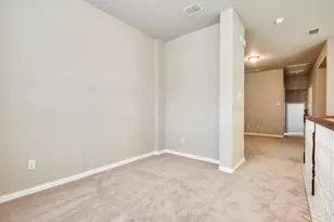 1940 Loma Linda Dr, Irving, TX 75063 - Photo 8