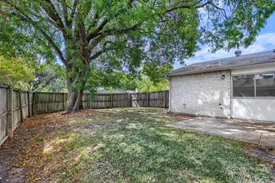 11026 McCree Road, Dallas, TX 75238 - Photo 28