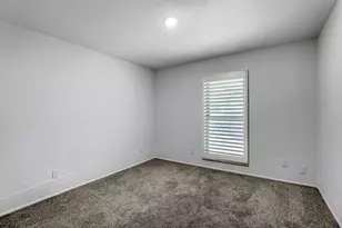 11026 McCree Rd, Dallas, TX 75238 - Photo 22