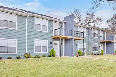 709 E Crawford Street, Denison, TX 75021 - Photo 1