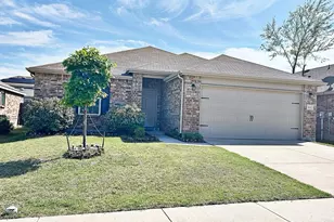 3104 Manuel Creek Dr, Little Elm, TX 75068 - Photo 2