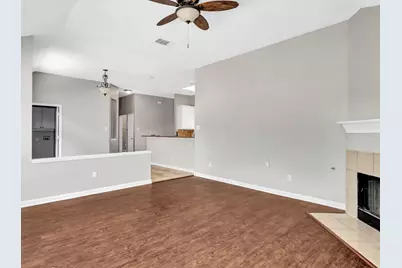 10300 Ashmont Drive, Frisco, TX 75035 - Photo 10