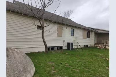 7662 NW County Road 1300, Barry, TX 75102 - Photo 12