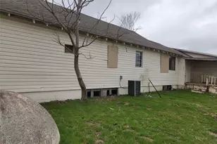 7662 NW County Rd 1300, Barry, TX 75102 - Photo 12