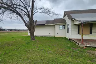 7662 NW County Rd 1300, Barry, TX 75102 - Photo 10