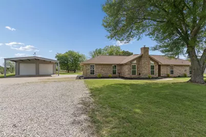 9898 Vail Eton Drive, Pilot Point, TX 76258 - Photo 4