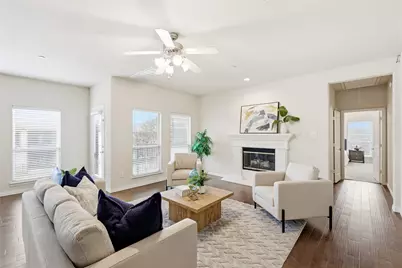 8801 Trolley Trail, McKinney, TX 75070 - Photo 4