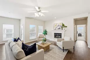 8801 Trolley Trail, McKinney, TX 75070 - Photo 4