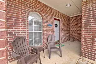 1944 Hobart Ln, Lewisville, TX 75067 - Photo 4