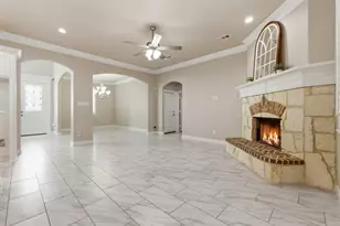 649 Xavier Ct, Waxahachie, TX 75165 - Photo 10