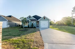 9209 Parkview Cir, Tolar, TX 76476 - Photo 1