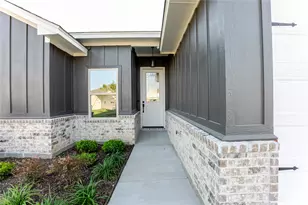 9213 Parkview Cir, Tolar, TX 76476 - Photo 4