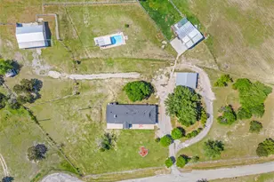 748 Rocky Ridge Ln, Weatherford, TX 76085 - Photo 36