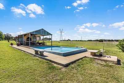 748 Rocky Ridge Lane, Weatherford, TX 76085 - Photo 4