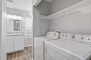 11 Abbey Rd, Euless, TX 76039 - Photo 12