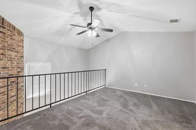 11 Abbey Road, Euless, TX 76039 - Photo 10