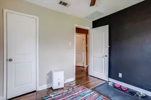 10518 Desdemona Dr, Dallas, TX 75228 - Photo 16