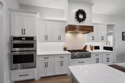 1611 N Mason Street, Bowie, TX 76230 - Photo 14