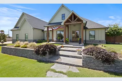 1611 N Mason Street, Bowie, TX 76230 - Photo 2