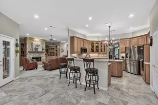 325 Thornhill Cir, Double Oak, TX 75077 - Photo 14