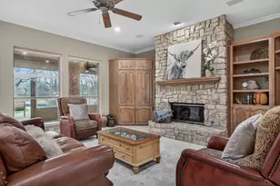 325 Thornhill Cir, Double Oak, TX 75077 - Photo 8