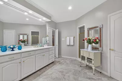 325 Thornhill Circle, Double Oak, TX 75077 - Photo 22