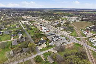 407 E Boyd Ave, Boyd, TX 76023 - Photo 26