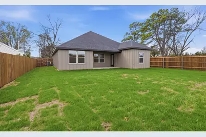 407 E Boyd Avenue, Boyd, TX 76023 - Photo 24