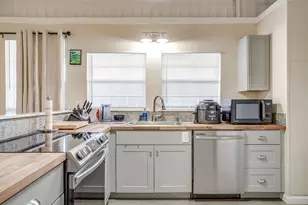 303 Gandy St, Lipan, TX 76462 - Photo 10