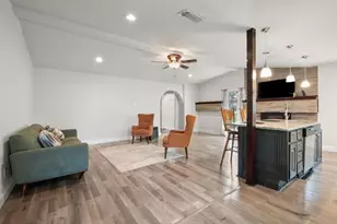 811 Green Pastures Dr, Cedar Hill, TX 75104 - Photo 8