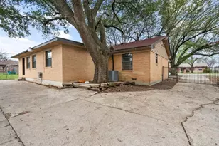 811 Green Pastures Dr, Cedar Hill, TX 75104 - Photo 34