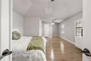 811 Green Pastures Dr, Cedar Hill, TX 75104 - Photo 18