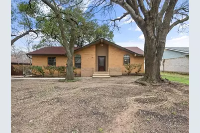 811 Green Pastures Drive, Cedar Hill, TX 75104 - Photo 1