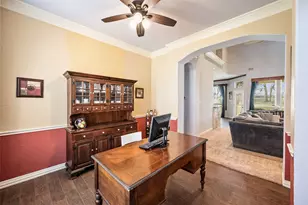 6501 Gehrig Cir, Burleson, TX 76028 - Photo 8