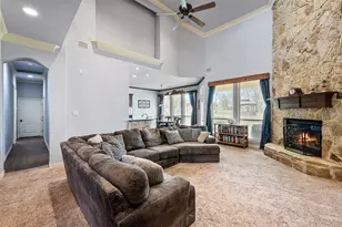 6501 Gehrig Cir, Burleson, TX 76028 - Photo 10