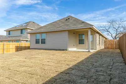 1600 Oriole Drive, Ennis, TX 75119 - Photo 2