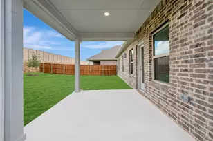 152 Summer Rain Wy, Newark, TX 76071 - Photo 24