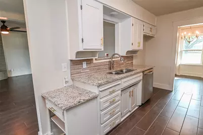 1701 Brown Trail, Hurst, TX 76054 - Photo 10