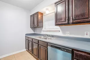 416 Colonial Pl, Everman, TX 76140 - Photo 30