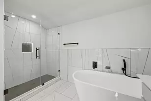 502 Madison St, Cleburne, TX 76033 - Photo 14