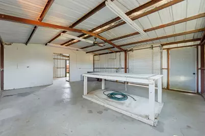 502 Madison Street, Cleburne, TX 76033 - Photo 30