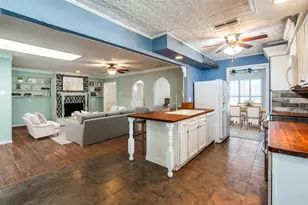 2508 Canterbury Dr, Carrollton, TX 75006 - Photo 6