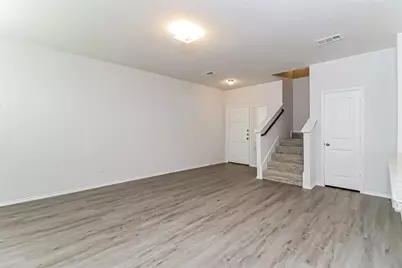 1425 Cactus Grove Way, Fort Worth, TX 76112 - Photo 4