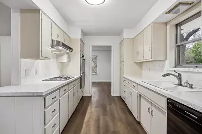 1106 Lady Lane, Duncanville, TX 75116 - Photo 10