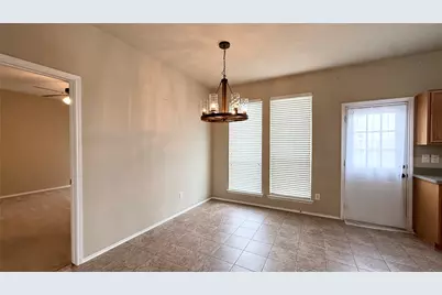 9904 Blue Bell Drive, Fort Worth, TX 76108 - Photo 4