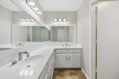 904 Bert Drive, Arlington, TX 76012 - Photo 20