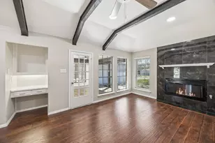 904 Bert Dr, Arlington, TX 76012 - Photo 4