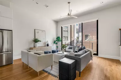 381 E Greenbriar Lane #401, Dallas, TX 75203 - Photo 10