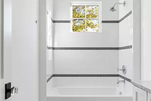 9826 Mixon Dr, Dallas, TX 75220 - Photo 28